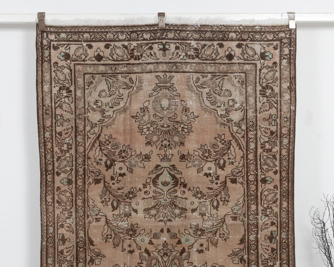 Runner Rug 4' 5" x 10' 1" | No. VR63020