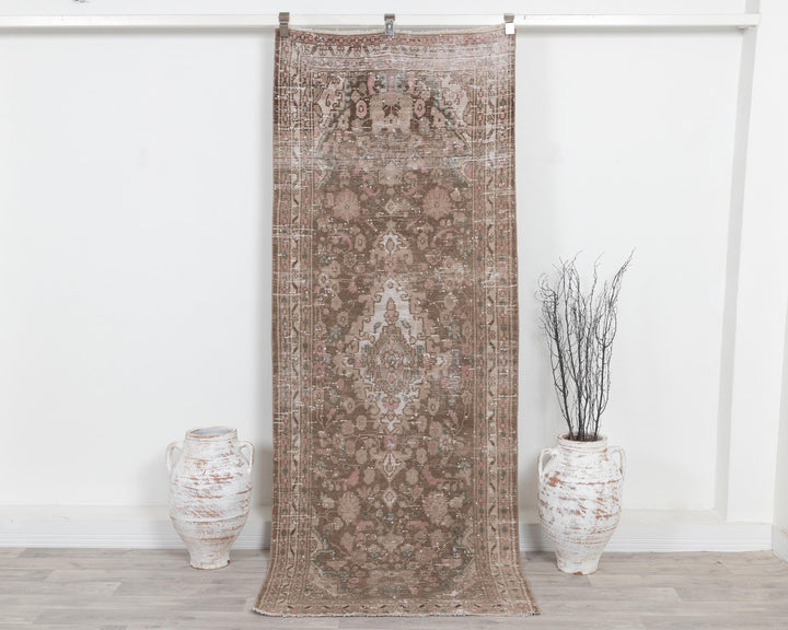 Runner Rug 3' 2" x 9' 9" | No. VR37035