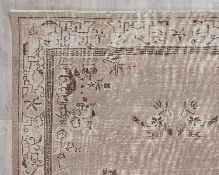 Beige Oushak Rug 6' 1" x 9' 8" | No. VR51554