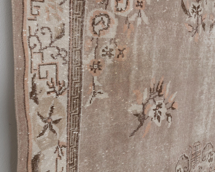Beige Oushak Rug 6' 1" x 9' 8" | No. VR51554