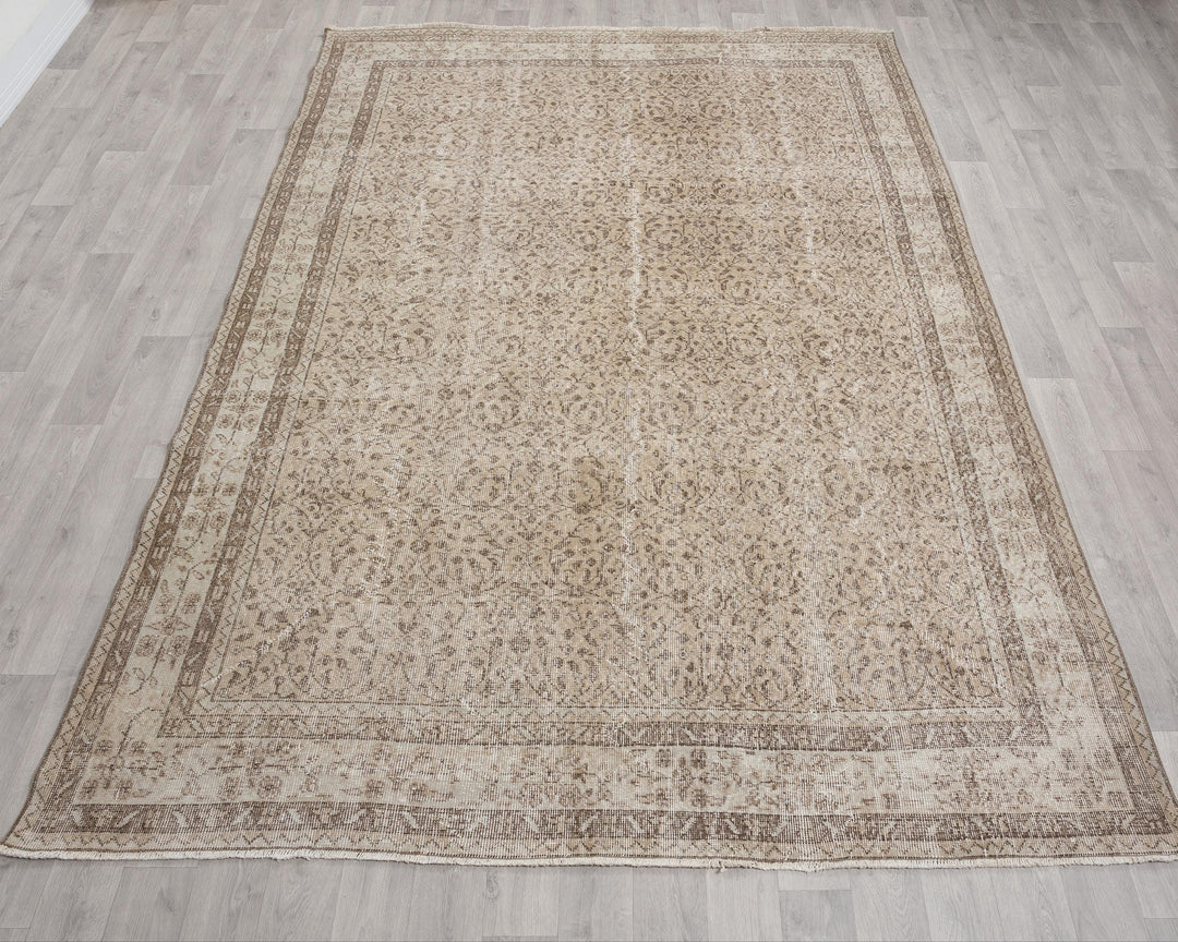 Oushak Rug 6' 9" x 10' 1" | No. VR28111