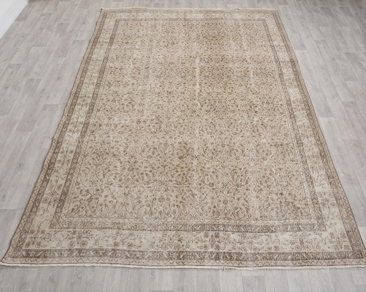 Oushak Rug 6' 9" x 10' 1" | No. VR28111