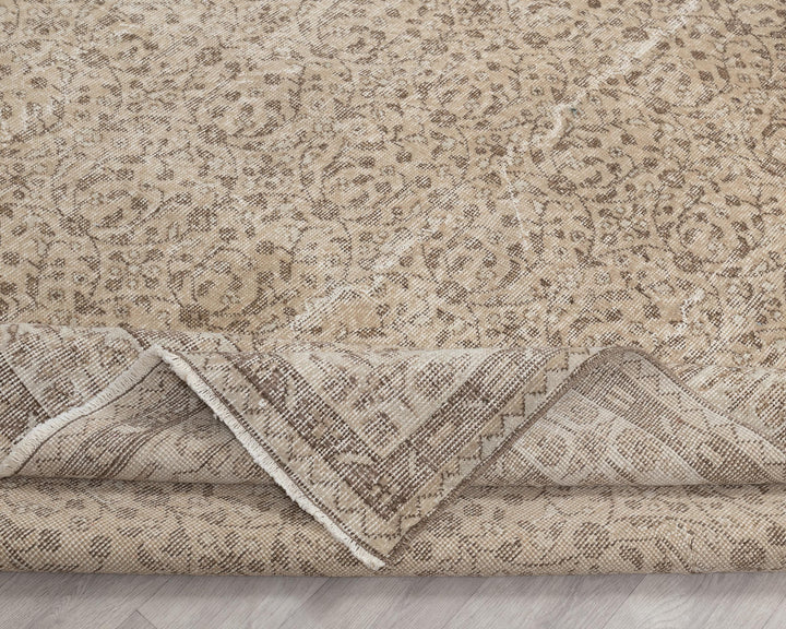 Oushak Rug 6' 9" x 10' 1" | No. VR28111