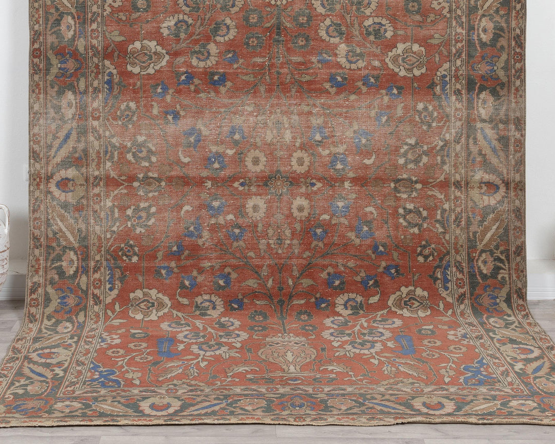 Oushak Rug 6' 11" x 9' 9" | No. VR24306