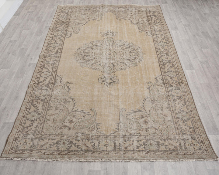 Beige Oushak Rug 6' 11" x 10' 5" | No. VR83998