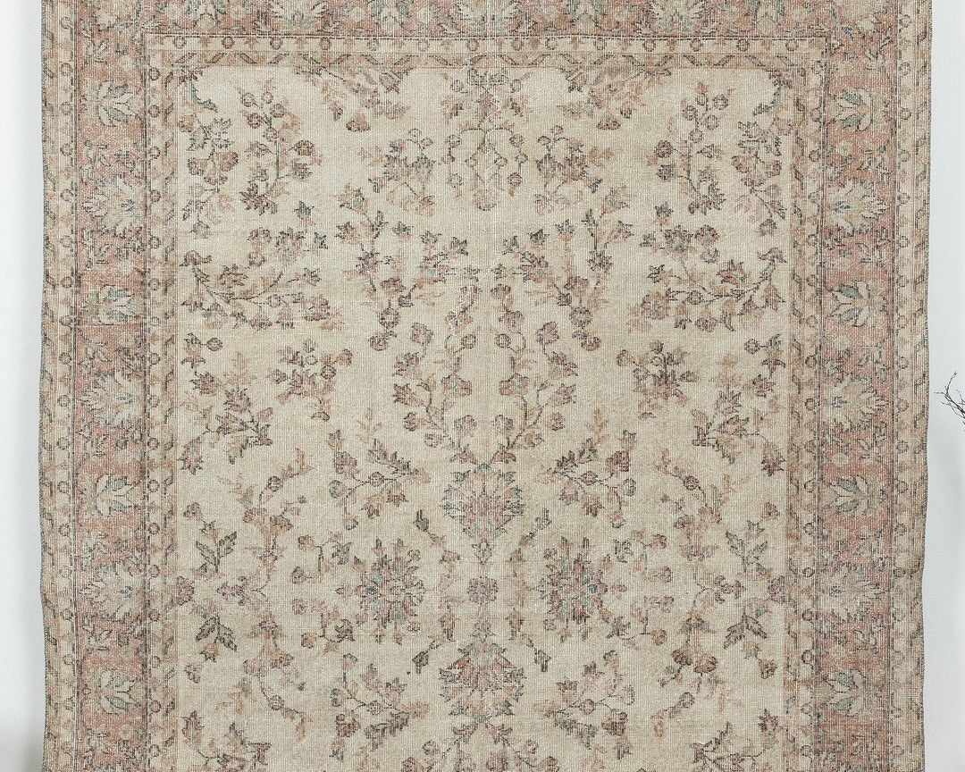 Neutral Oushak Rug 6' 4" x 9' 5" | No. VR19875