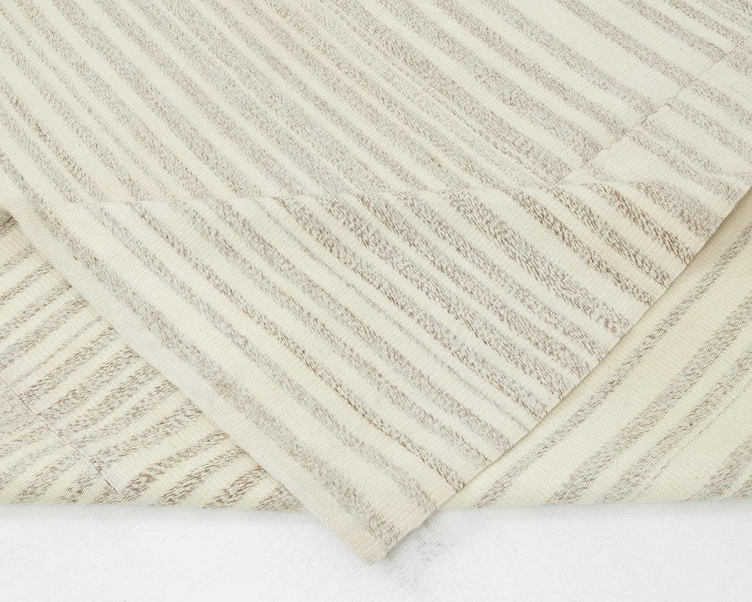 Beige Kilim Rug 9' 6" x 12' 10" | No. VR36721