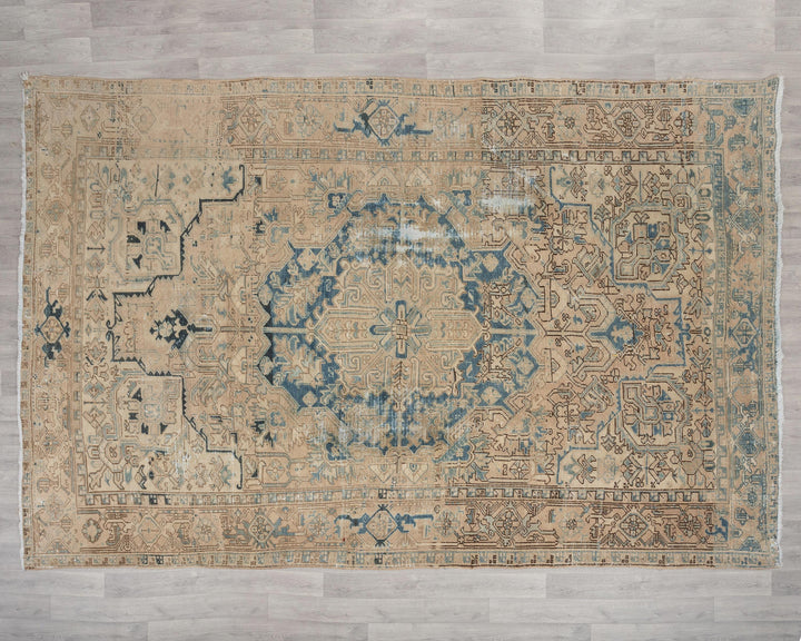Faded Oushak Rug 7' 8" x 10' 11" | No. VR94672
