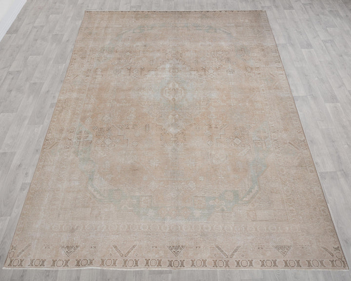 Beige Oushak Rug 9' 4" x 12' 10" | No. VR33762