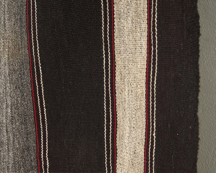 Brown Kilim Rug 5' 4" x 7' 5" | No. VR80302
