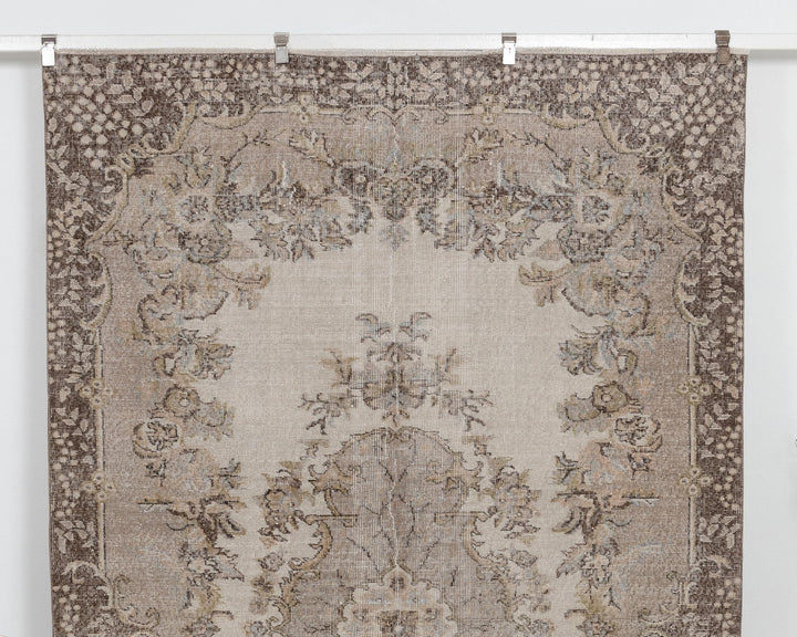 Beige Oushak Rug 6' 3" x 10' 2" | No. VR21693