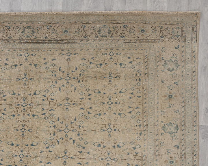 Neutral Oushak Rug 6' 7" x 9' 6" | No. VR68789