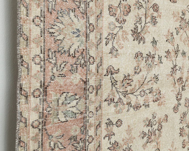 Neutral Oushak Rug 6' 4" x 9' 5" | No. VR19875