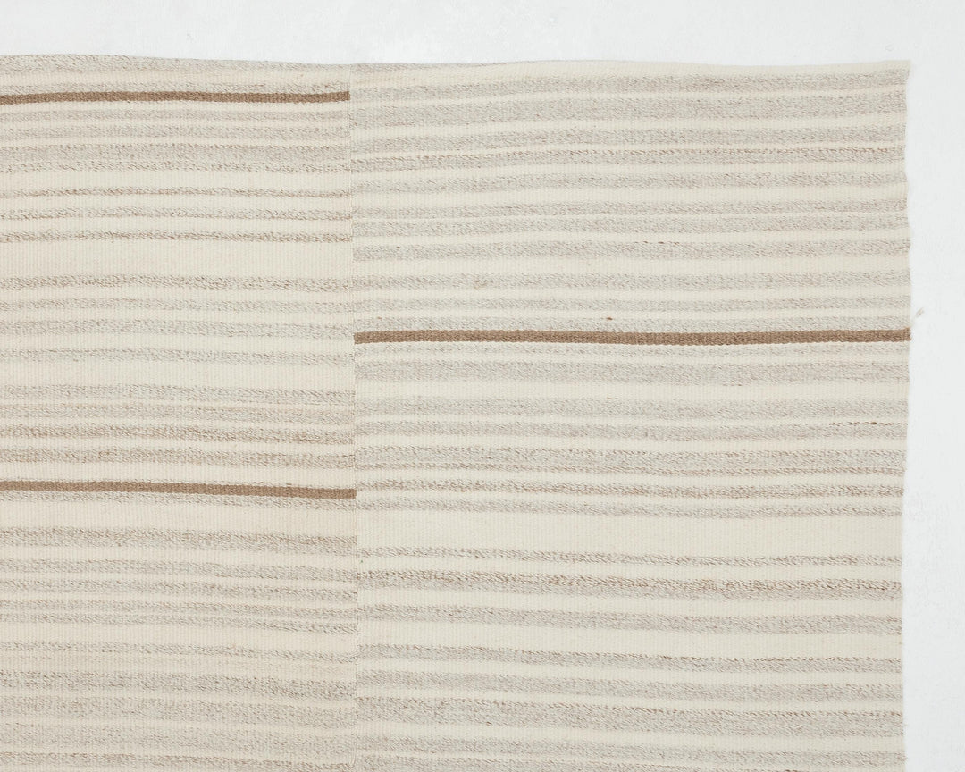 Beige Kilim Rug 9' 6" x 12' 10" | No. VR73972