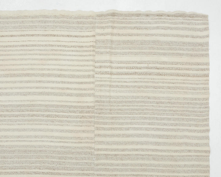 Beige Kilim Rug 9' 6" x 12' 10" | No. VR36721