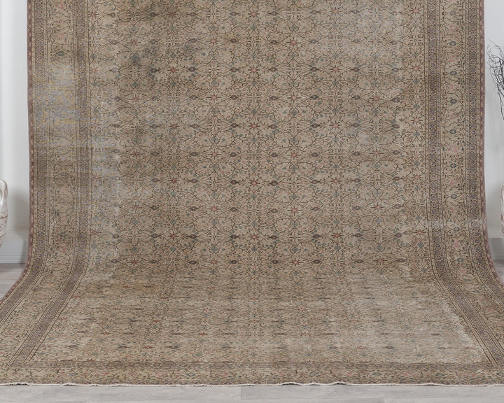 Faded Oushak Rug 7' 5" x 10' 8" | No. VR95363