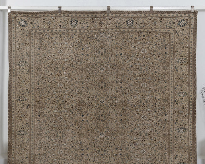 Faded Oushak Rug 8' 1" x 11' 8" | No. VR94244