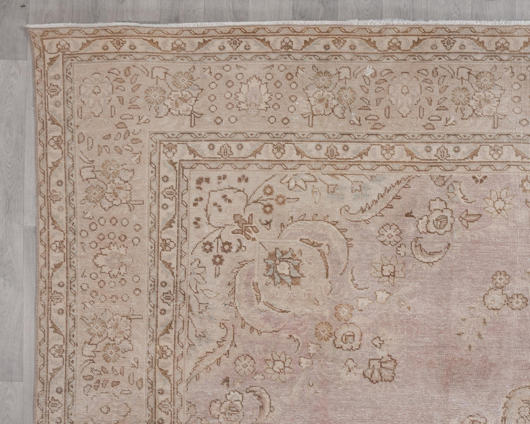 Beige Oushak Rug 9' 8" x 12' 4" | No. VR30832