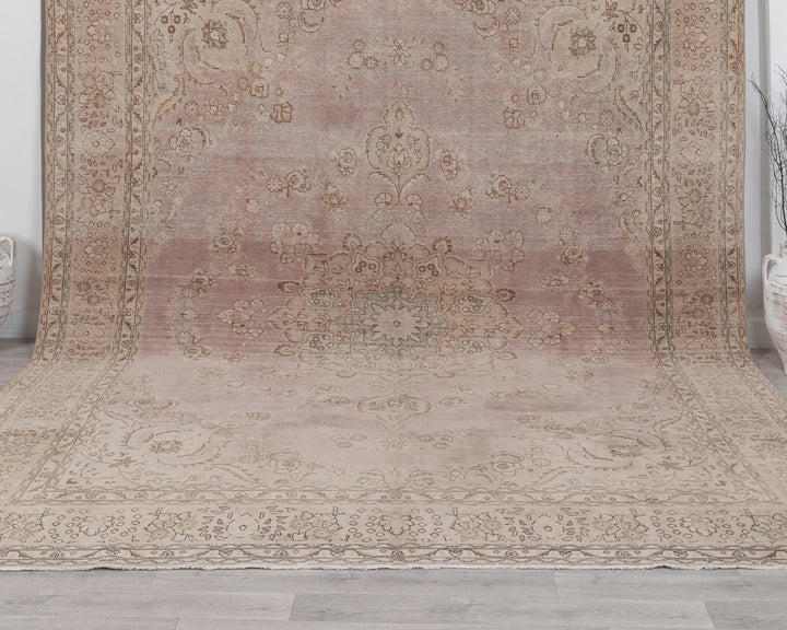 Beige Oushak Rug 9' 8" x 12' 4" | No. VR30832