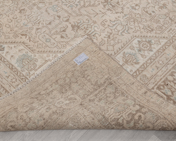 Beige Oushak Rug 9' 4" x 12' 4" | No. VR82341