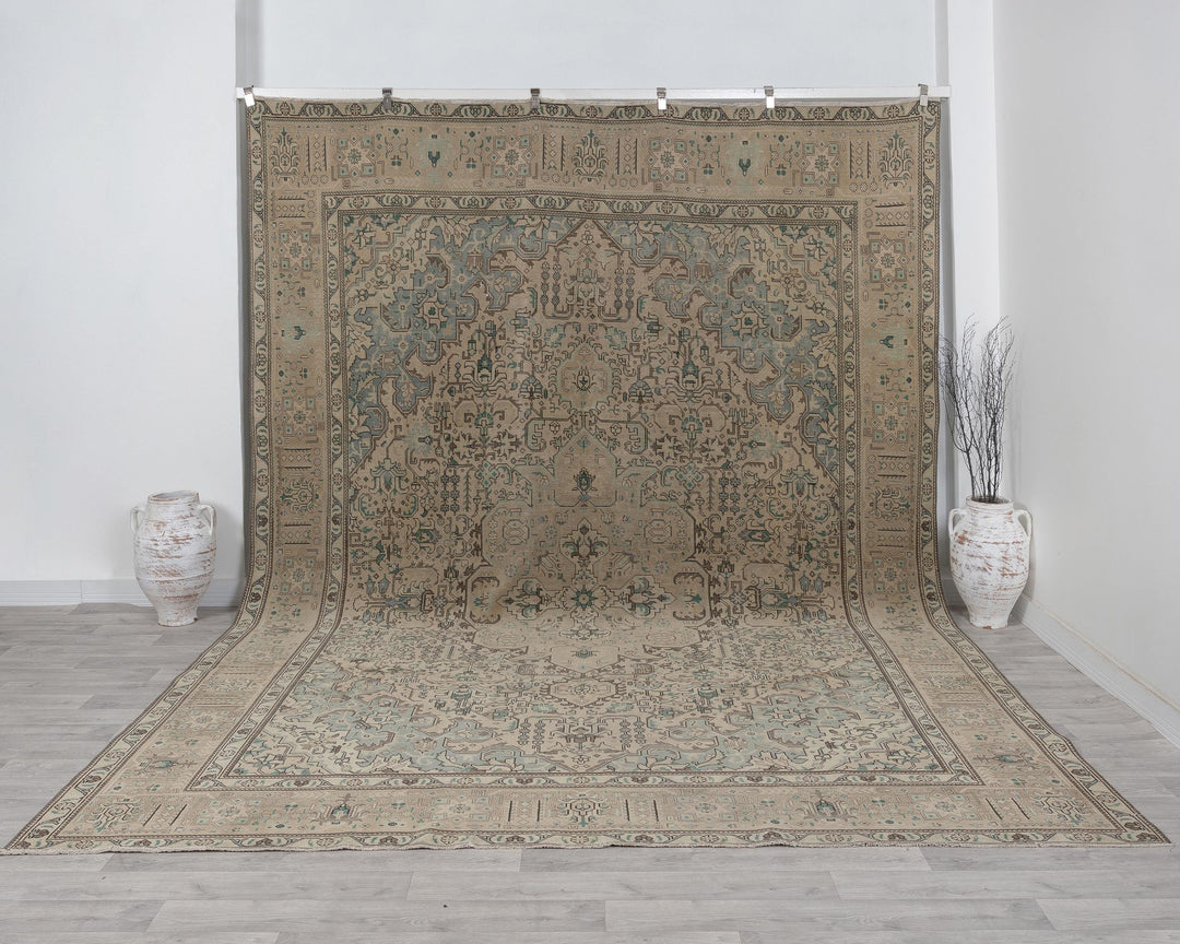 Oushak Rug 9' 8" x 12' 6" | No. VR68892