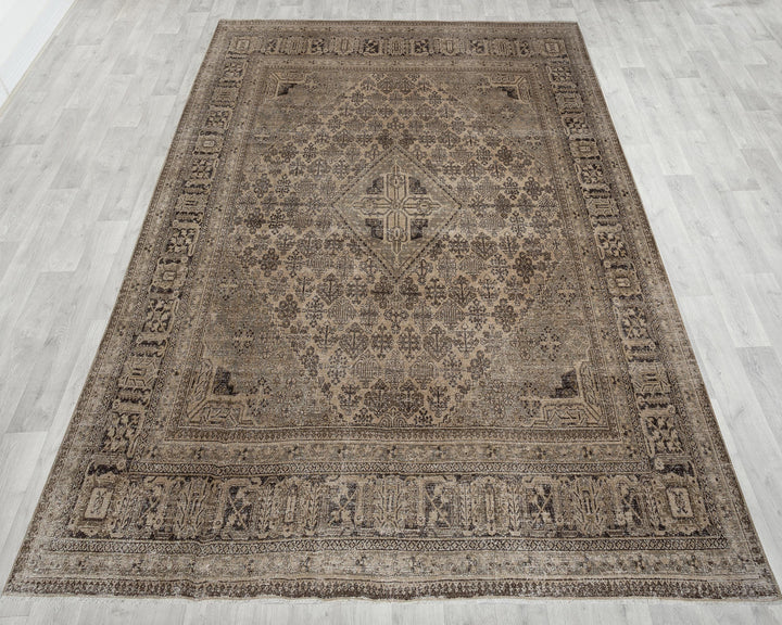 Faded Oushak Rug 4' x 13' 4" | No. VR73526