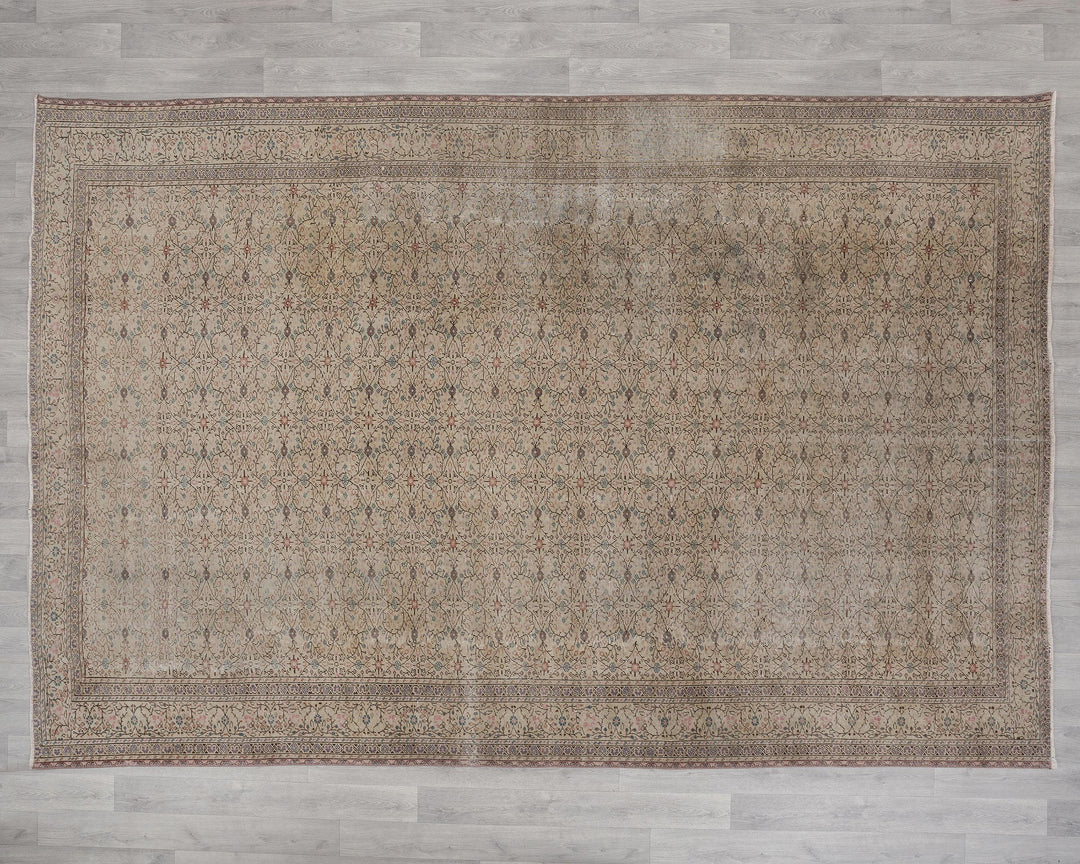 Faded Oushak Rug 7' 5" x 10' 8" | No. VR95363
