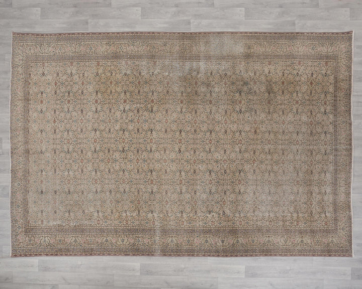 Faded Oushak Rug 7' 5" x 10' 8" | No. VR95363