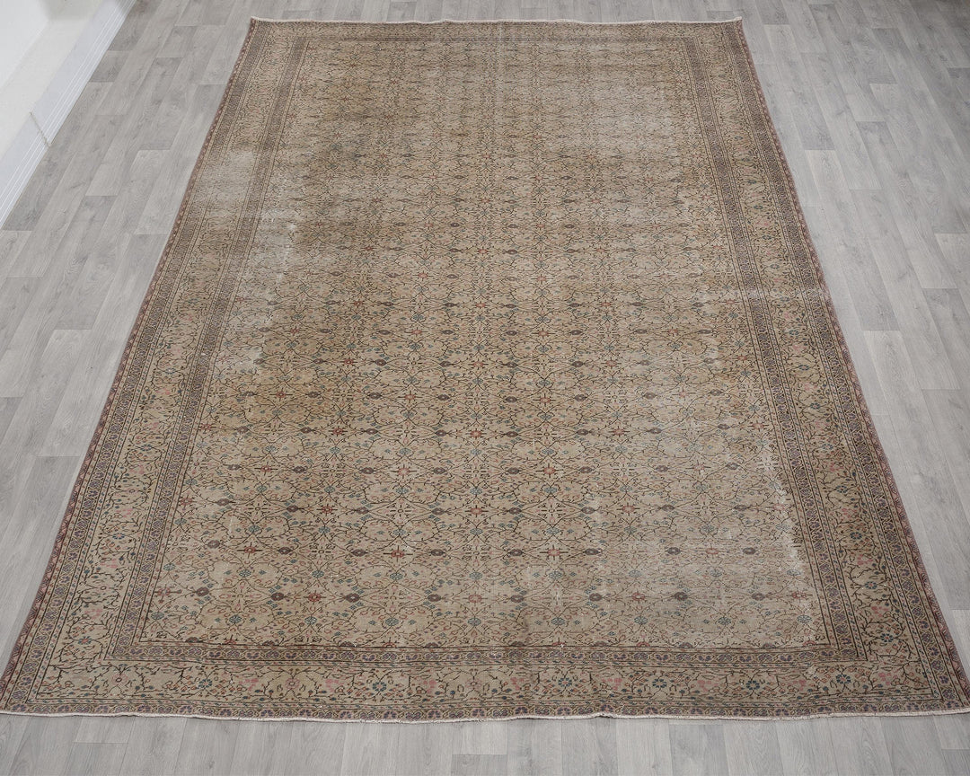 Faded Oushak Rug 7' 5" x 10' 8" | No. VR95363