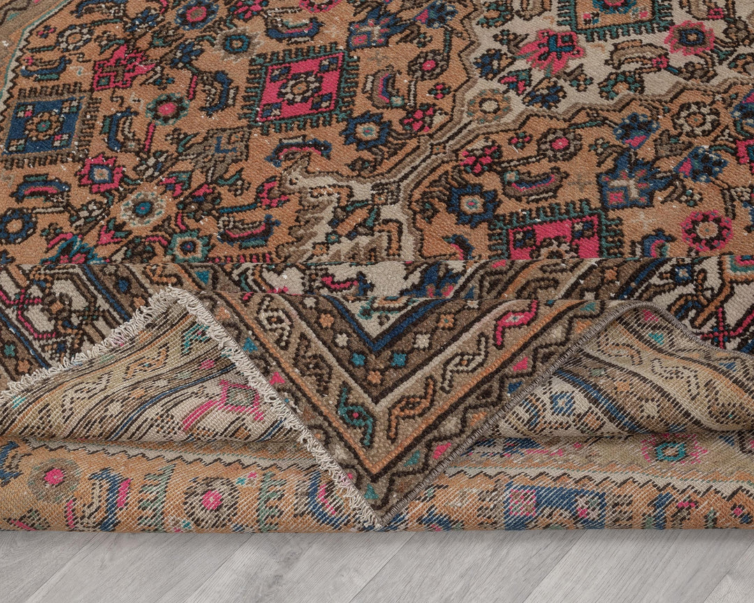 Faded Oushak Rug 6' 11" x 9' 4" | No. VR87294