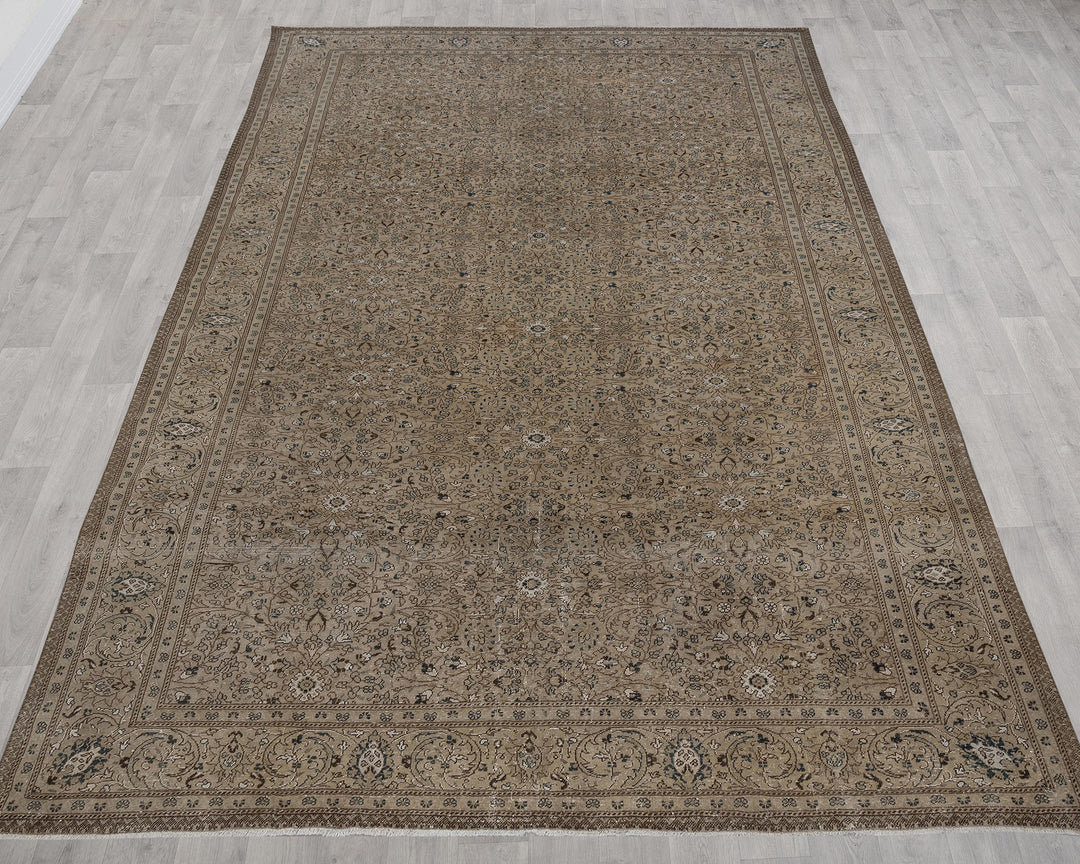 Faded Oushak Rug 8' 1" x 11' 8" | No. VR94244