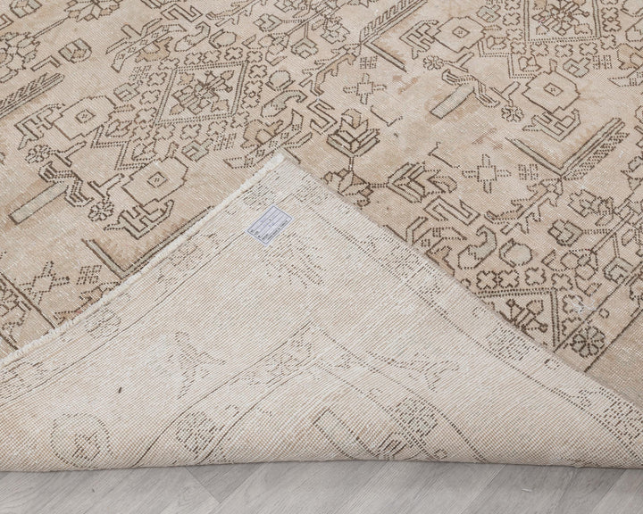Beige Oushak Rug 9' 3" x 12' 6" | No. VR61018