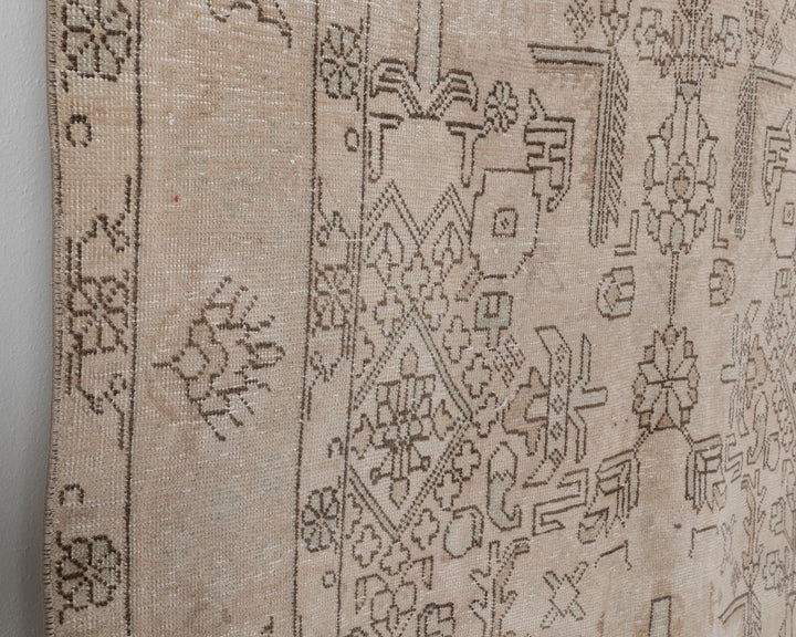 Beige Oushak Rug 9' 3" x 12' 6" | No. VR61018