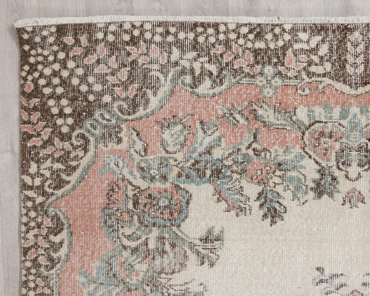 Beige Oushak Rug 5' 11" x 9' 5" | No. VR58669