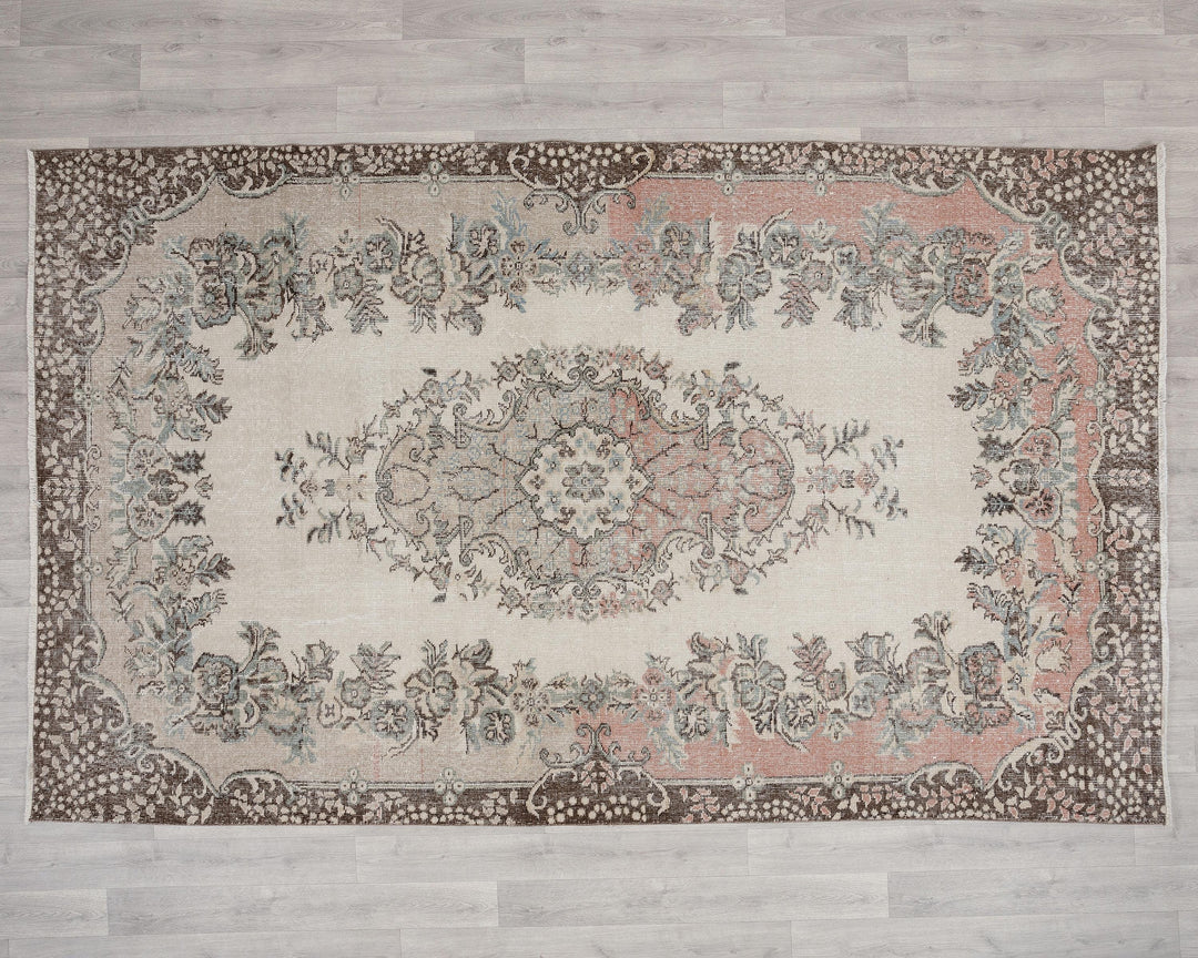 Beige Oushak Rug 5' 11" x 9' 5" | No. VR58669