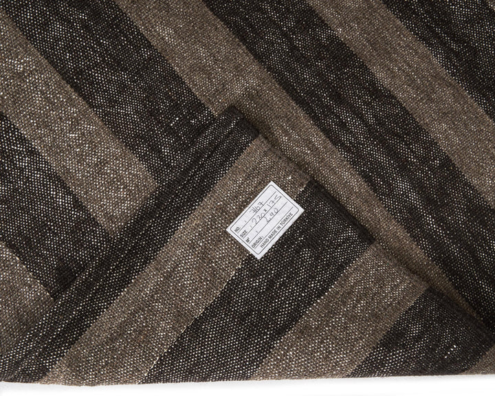 Brown Kilim Rug 5' 8" x 9' 2" | No. VR15498