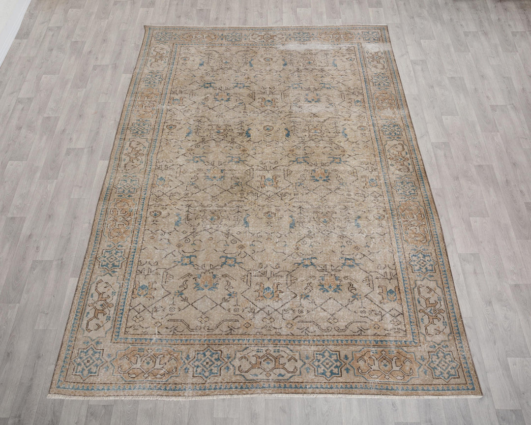 Beige Oushak Rug 6' 11" x 10' 1" | No. VR80530