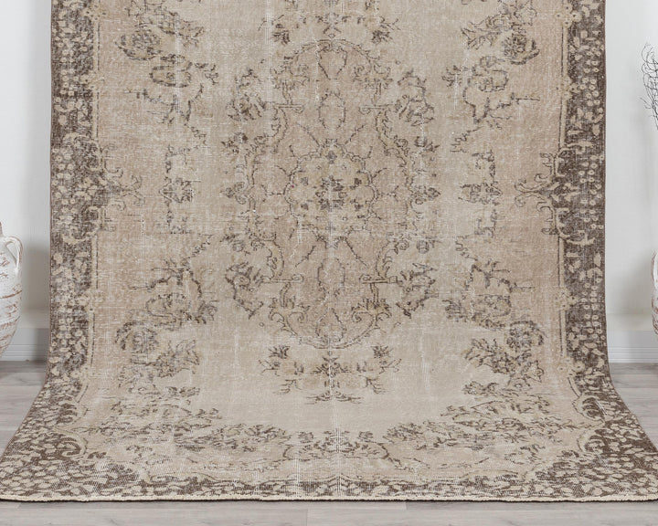 Oushak Rug 6' 1" x 9' 6" | No. VR23659
