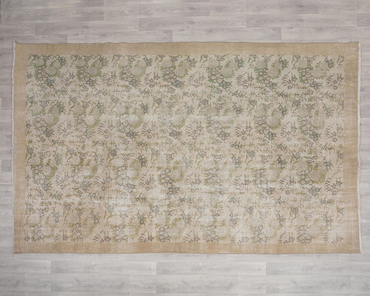 Beige Oushak Rug 6' 11" x 10' 5" | No. VR17452