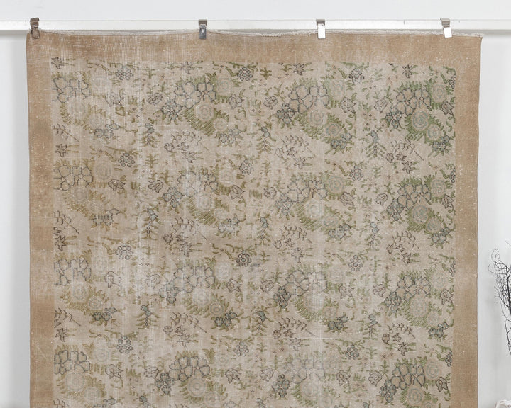 Beige Oushak Rug 6' 11" x 10' 5" | No. VR17452