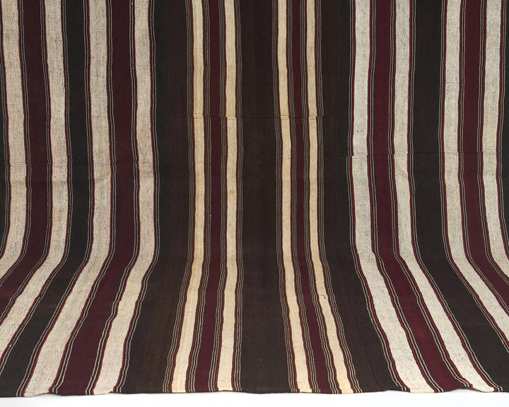 Brown Kilim Rug 7' 2" x 10' 11" | No. VR79250