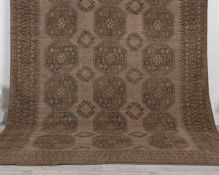 Brown Oushak Rug 7' 7" x 10' | No. VR20579