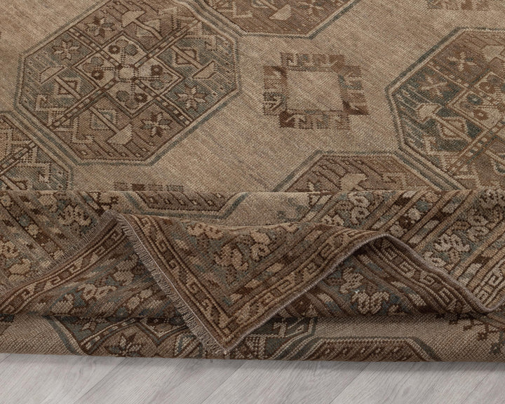 Brown Oushak Rug 7' 7" x 10' | No. VR20579
