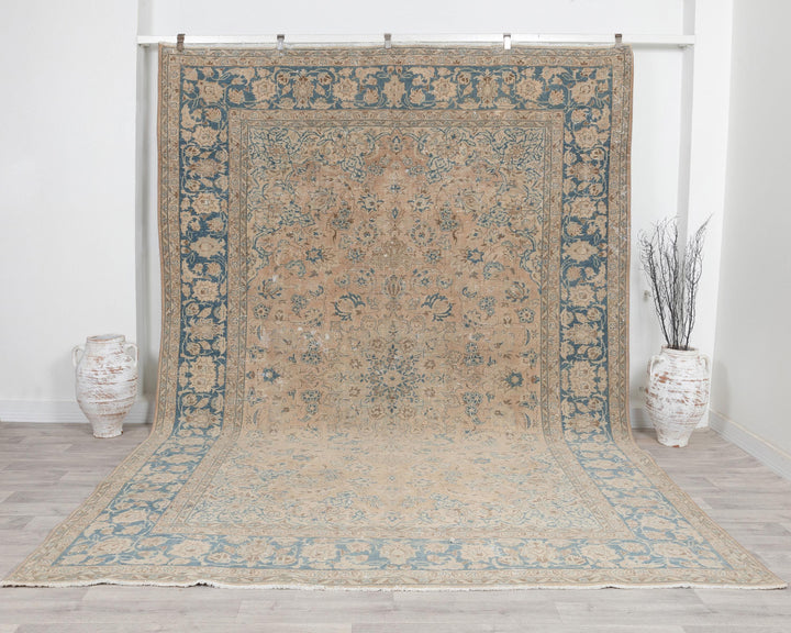 Beige Oushak Rug 8' 6" x 12' | No. VR40326