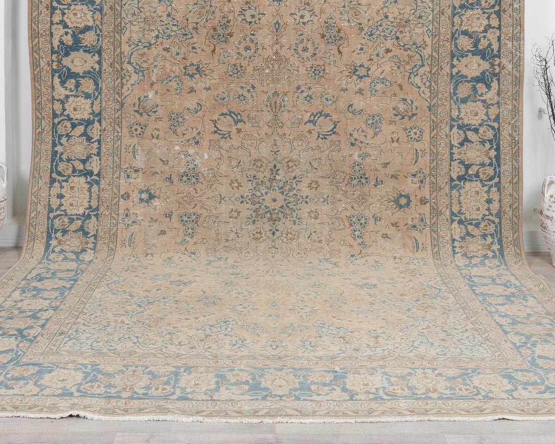 Beige Oushak Rug 8' 6" x 12' | No. VR40326
