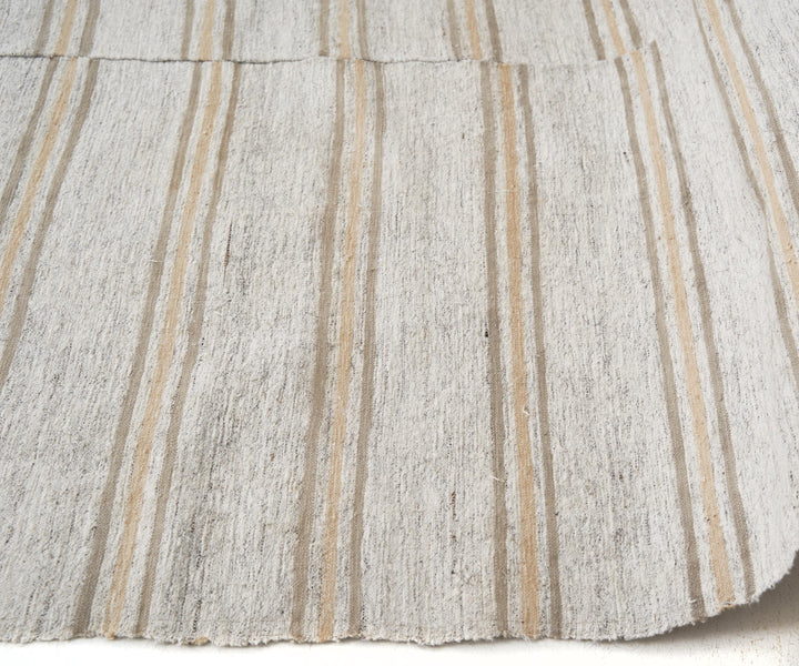 Neutral Kilim Rug 6' 3" x 10' 2" | No. VR91698