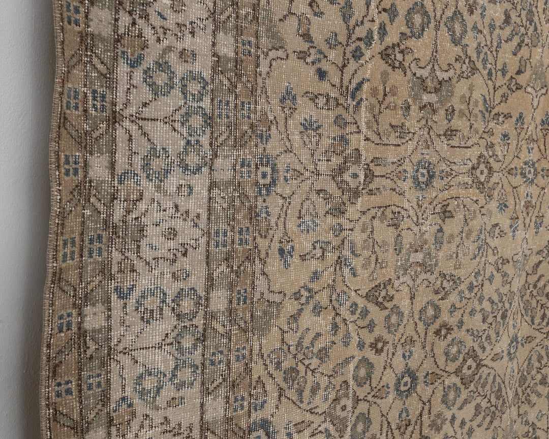 Beige Oushak Rug 7' 2" x 10' 4" | No. VR87045