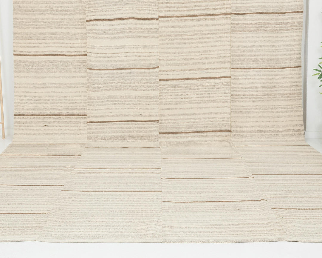 Beige Kilim Rug 9' 6" x 13' | No. VR14380