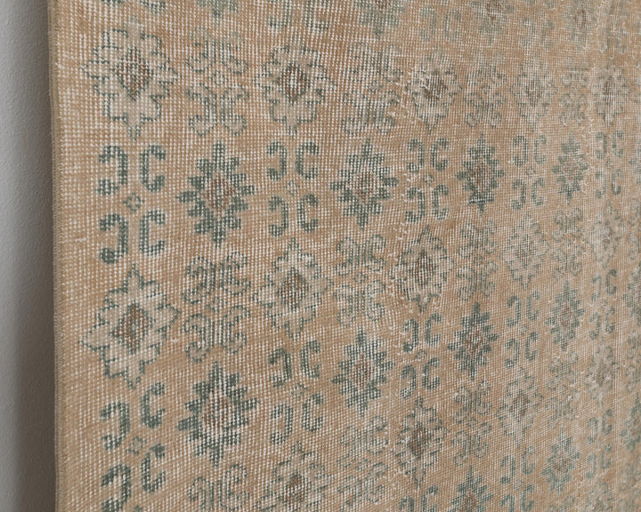 Faded Oushak Rug 5' 7" x 9' | No. VR79628