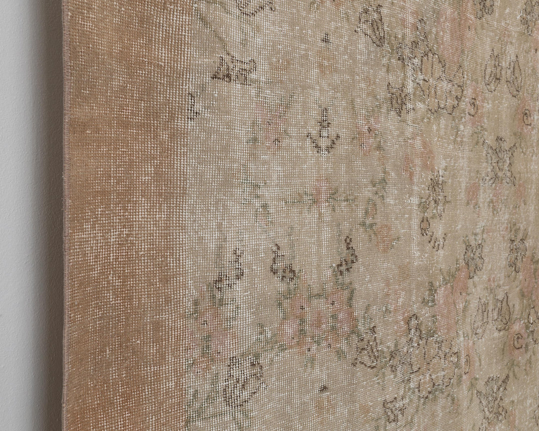 Faded Oushak Rug 6' 11" x 9' 11" | No. VR57638
